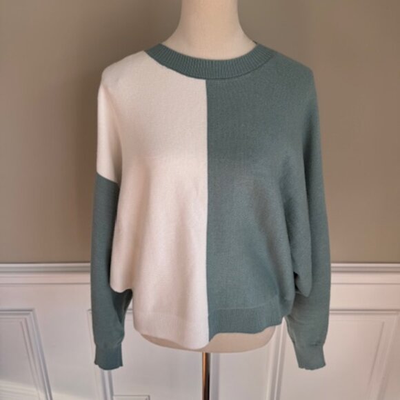 NWT Women's Crew Neck Long Sleeve Sweater Size M - Picture 7 of 10